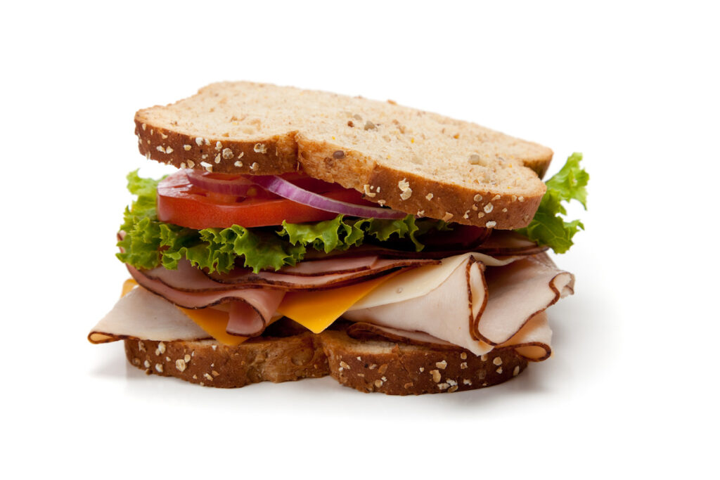 Sandwich with turkey and vegetables