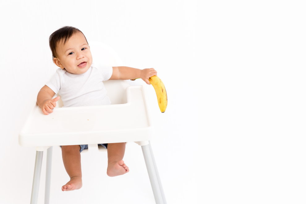 Baby throwing food