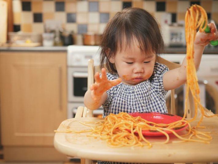 Toddler Throwing Food On Floor at Phillip Purkey blog