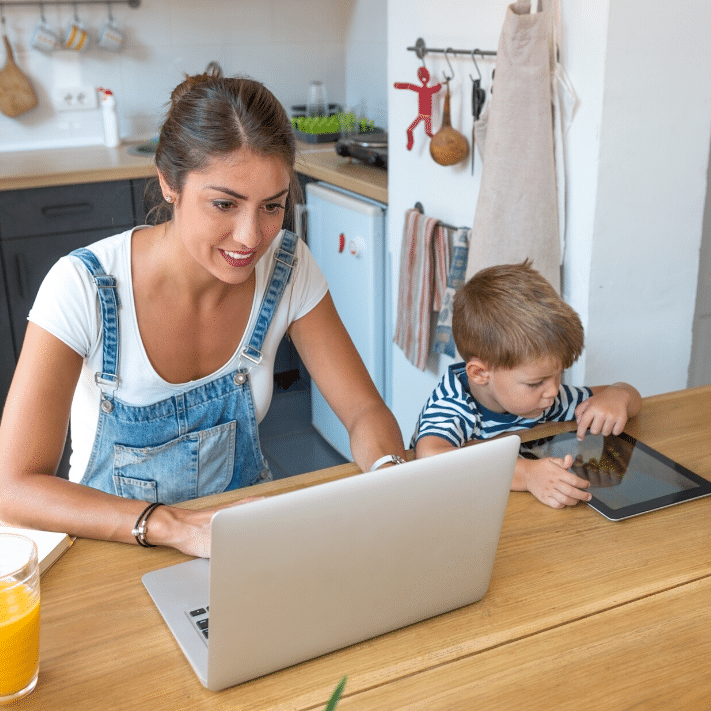 11 tips for working from home with kids around that ACTUALLY work